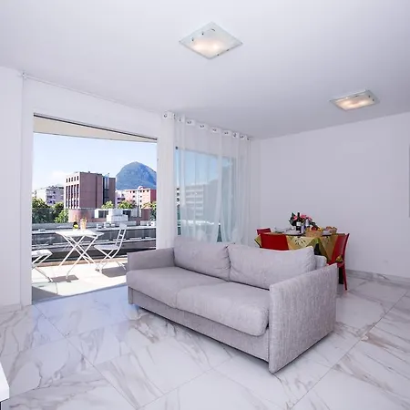 Apartment La Perla Del Ticino 8 *